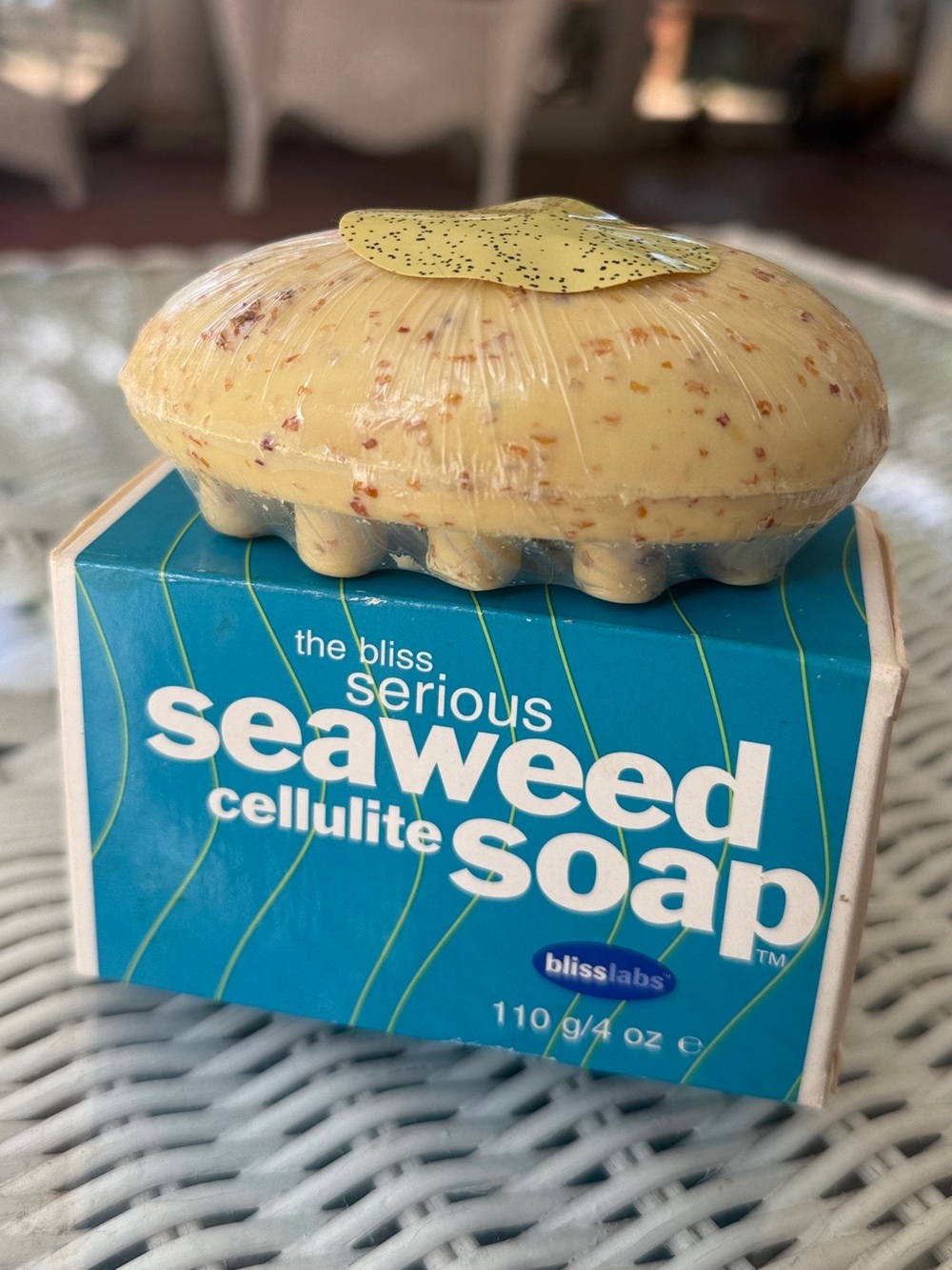 Bliss Serious Seaweed Cellulite Soap -4 oz Bar Seaweed/Almond exfoliating soap